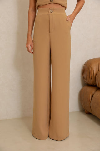Conjunto Calça com Cropped Sophi Caramelo