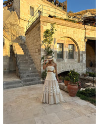 Conjunto Saia e Top Analu Cru