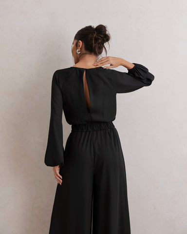 Macacão Pantalona Com Cinto Fivela Preto
