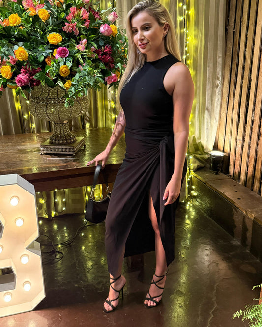 Vestido Body com Saia Jade Preto