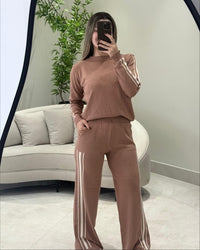 Conjunto com Listras Laterais Elizabeth