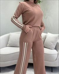 Conjunto com Listras Laterais Elizabeth