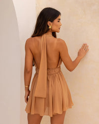 Vestido Macaquinho Frente Única Belle Mocha Mousse