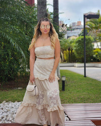 Conjunto Saia e Top Analu Cru