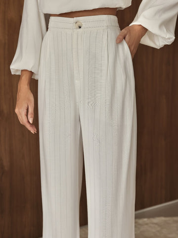 Calça Pantalona Risca Giz Luana